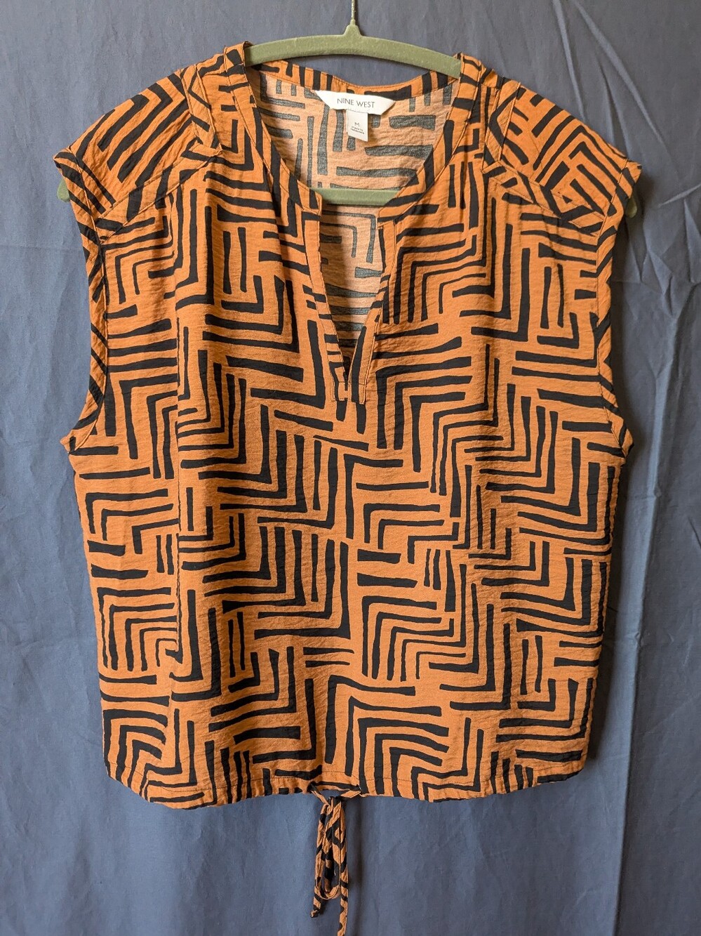 Nine West Orange and Black Geometric Tie-Hem Sleeveless Top